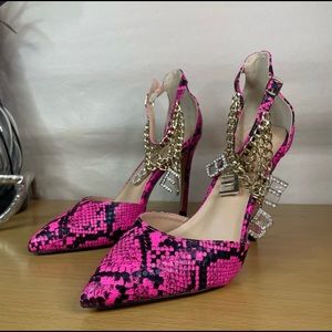 NEW Bebe Women's Pink Fuchsia Snake Print' Decor' Ankle Strap Stiletto Heels
